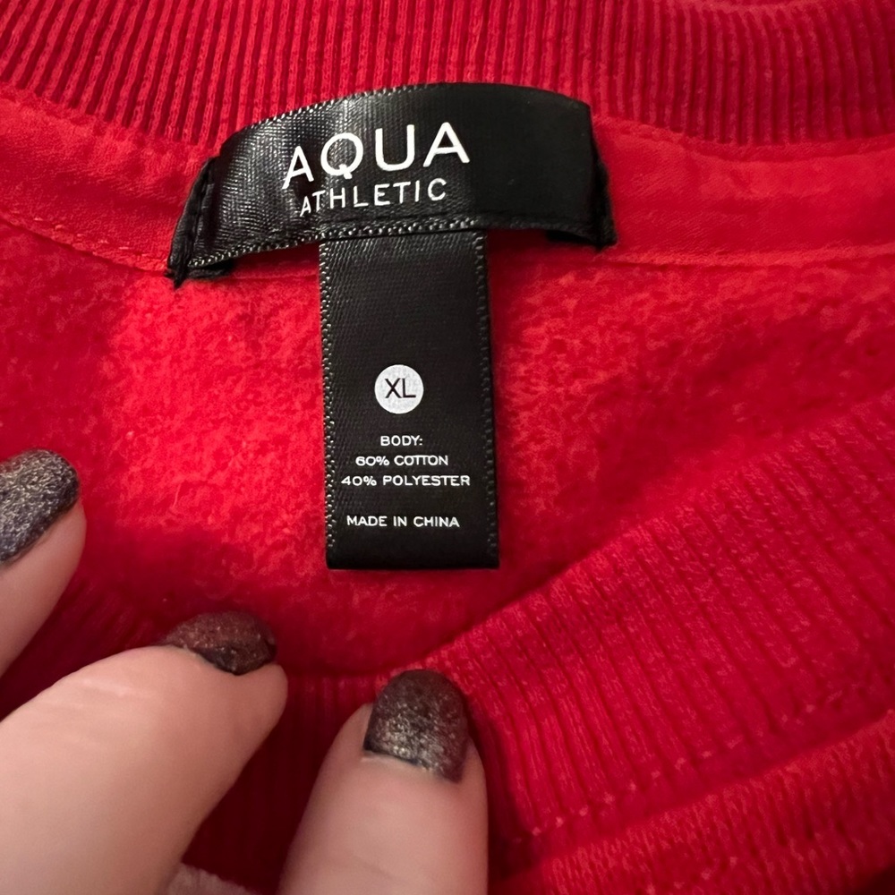 NWOT Aqua by Bloomingdales Sweatshirt - Picture 4 of 4
